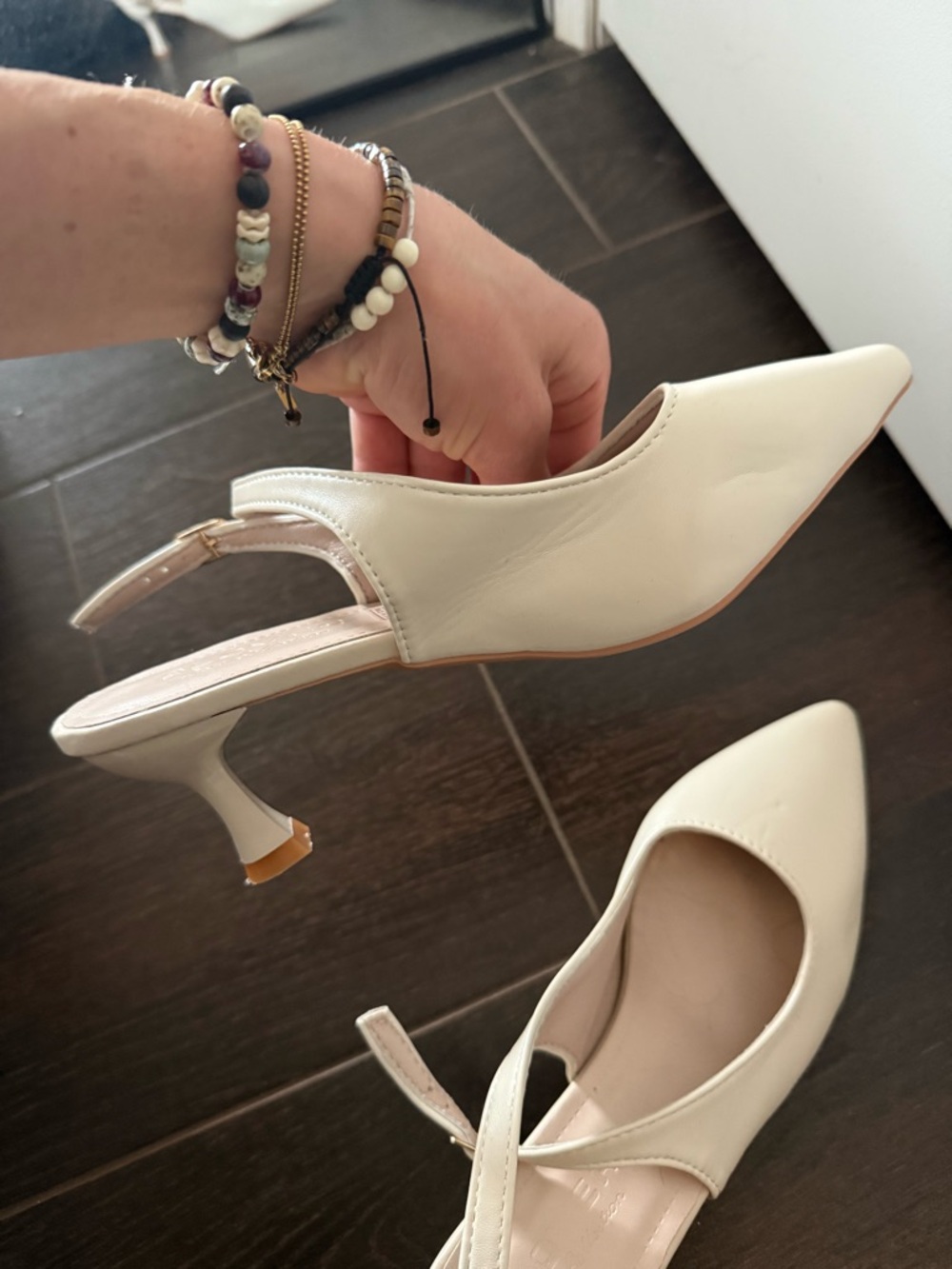 Women's Cream Pointed-Toe Slingback Kitten Heel Pumps